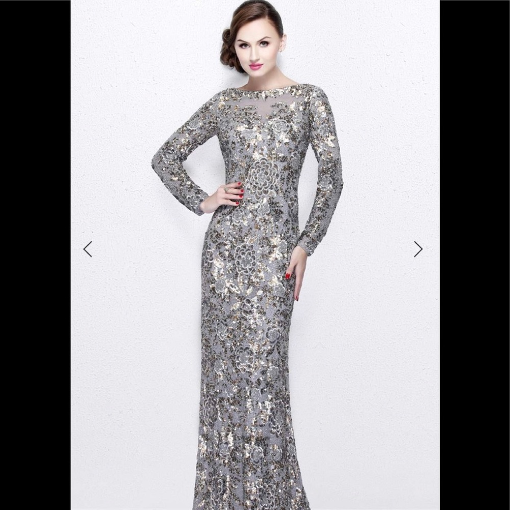 Beautiful silver gold sequined dress